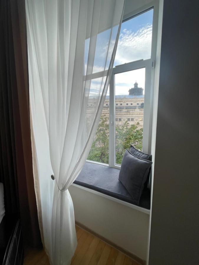Apartment With The View Of The Opera House Lviv Exterior photo